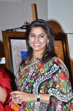 at Nina Pillai and artist Aslam Shaikh_s art exhibition in Trident, Mumbai on 29th July 2011 (65).JPG